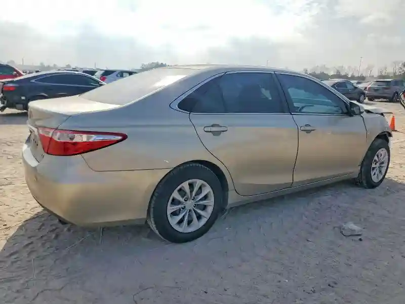 4T1BF1FK7HU302777 2017 TOYOTA CAMRY-2