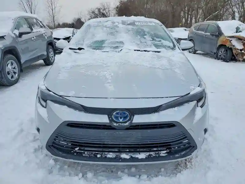 JTDBCMFE5P3018948 2023 TOYOTA COROLLA-4