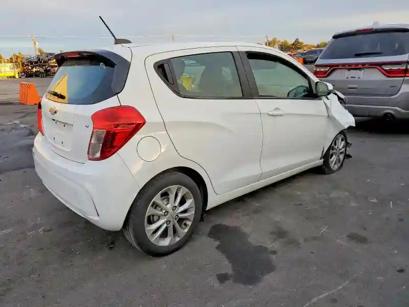 KL8CD6SA5LC441984 2020 CHEVROLET SPARK-2