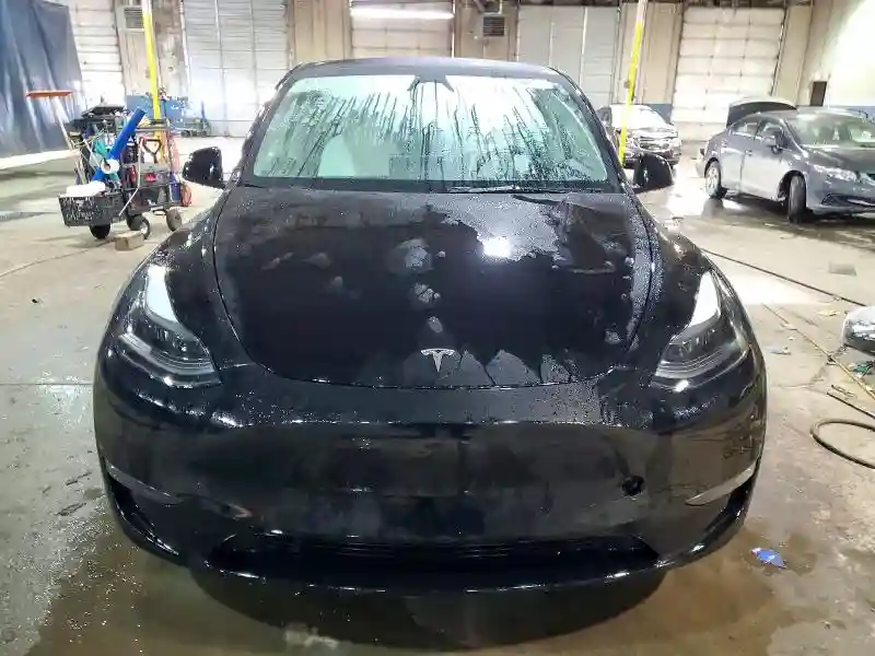 7SAYGDED6RF107413 2024 TESLA MODEL Y-4