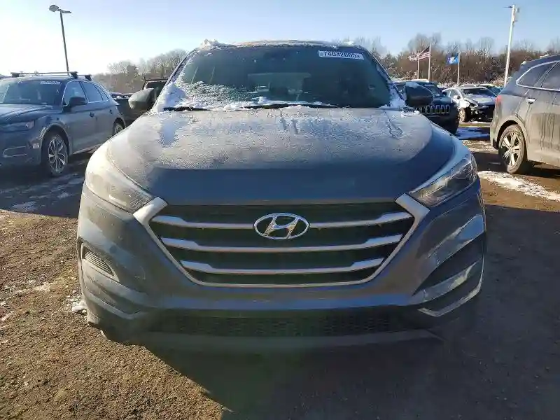 KM8J23A43JU691080 2018 HYUNDAI TUCSON-4