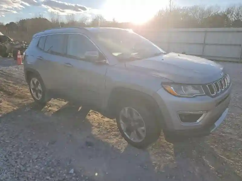 3C4NJCCB7LT122556 2020 JEEP COMPASS-3