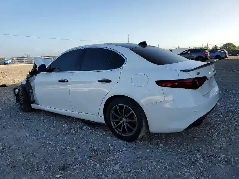 ZARFAEDN1J7573529 2018 ALFA ROMEO GIULIA-1
