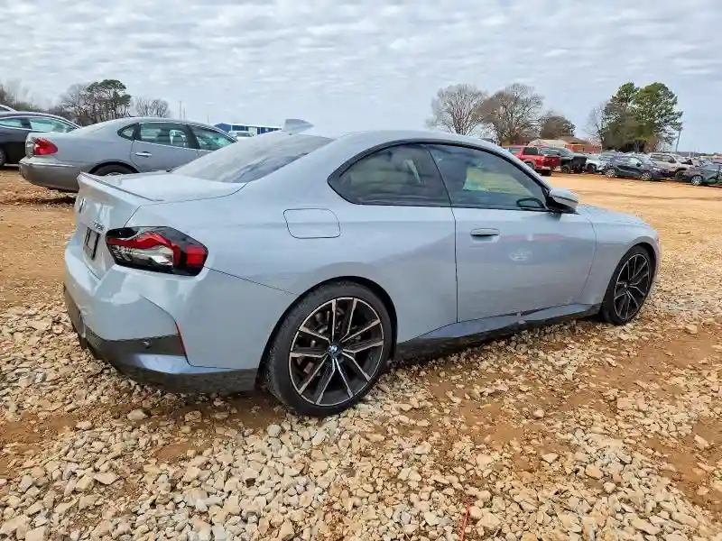 3MW23CM01N8C38736 2022 BMW 2 SERIES-2
