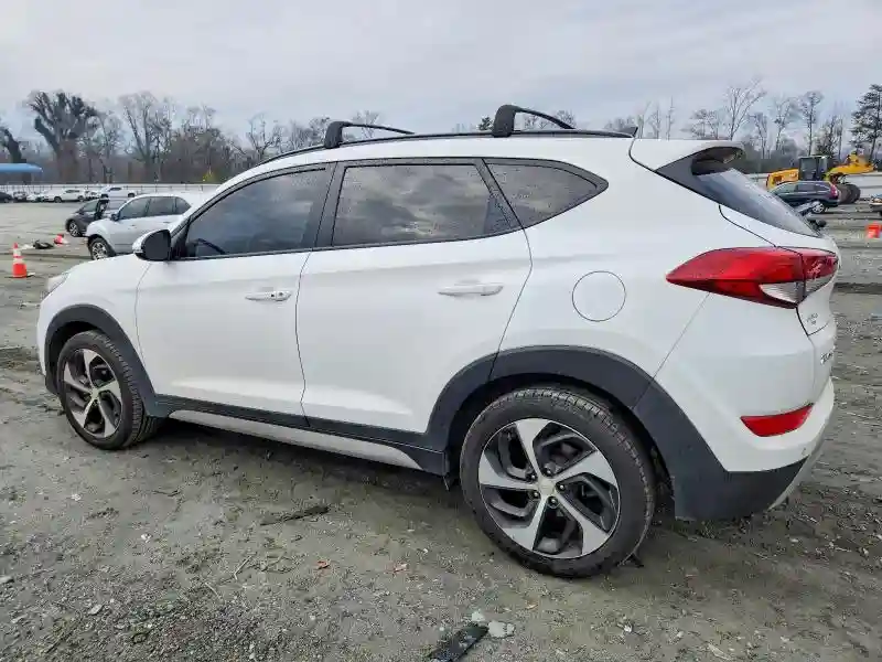 KM8J33A23JU757123 2018 HYUNDAI TUCSON-1