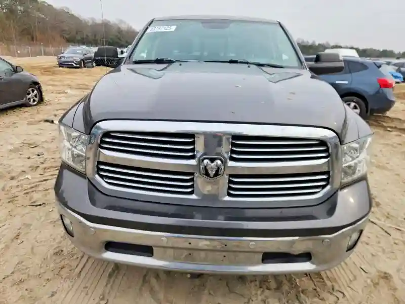 1C6RR7LT5HS530130 2017 RAM 1500-4