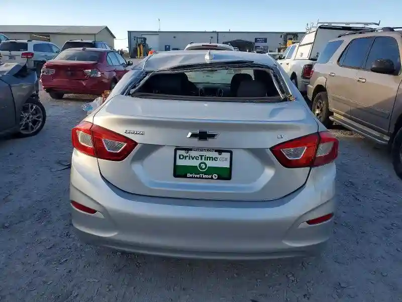1G1BE5SM0J7244448 2018 CHEVROLET CRUZE-5