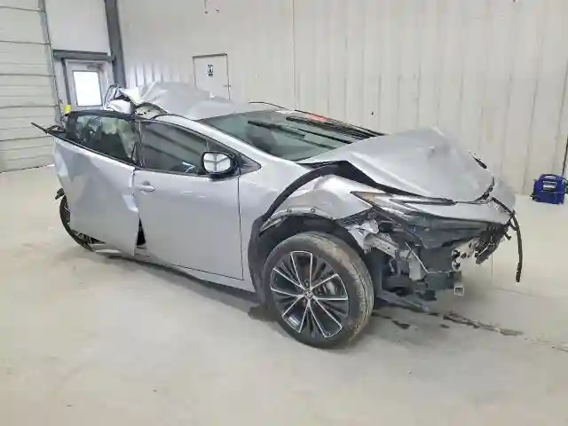 JTDACAAU6R3031946 2024 TOYOTA PRIUS-3