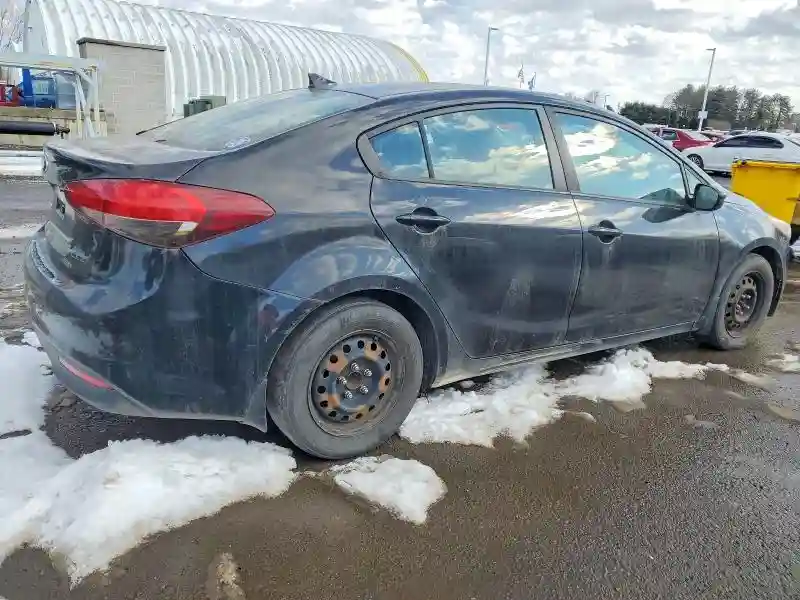 3KPFK4A70HE053761 2017 KIA FORTE-2