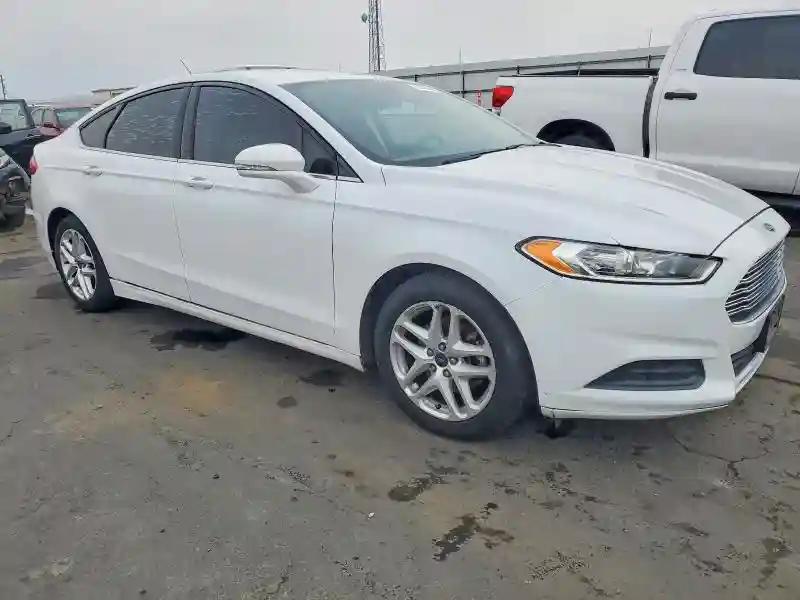 1FA6P0H7XG5123136 2016 FORD FUSION-3