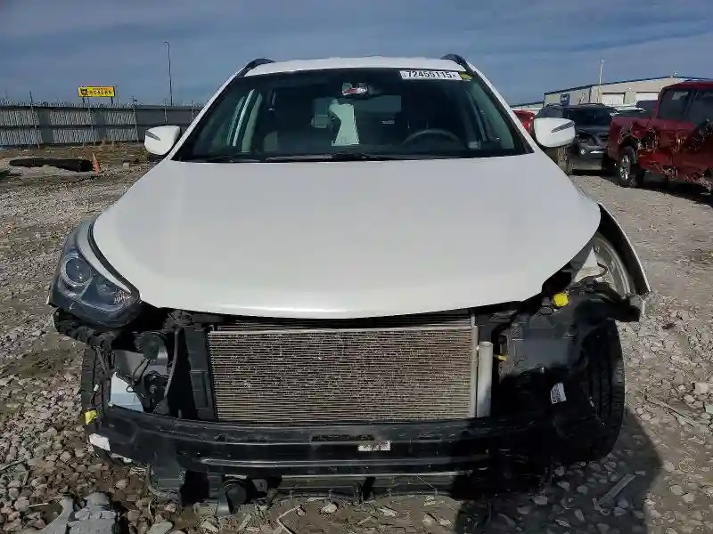 5NMZU3LB8JH061205 2018 HYUNDAI SANTA FE-4