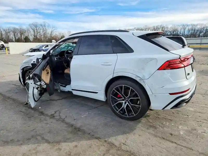 WA1EVAF18MD012905 2021 AUDI Q8-1