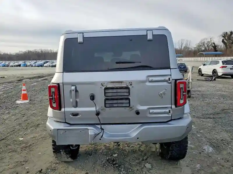 1FMDE5DH8NLB02857 2022 FORD BRONCO-5