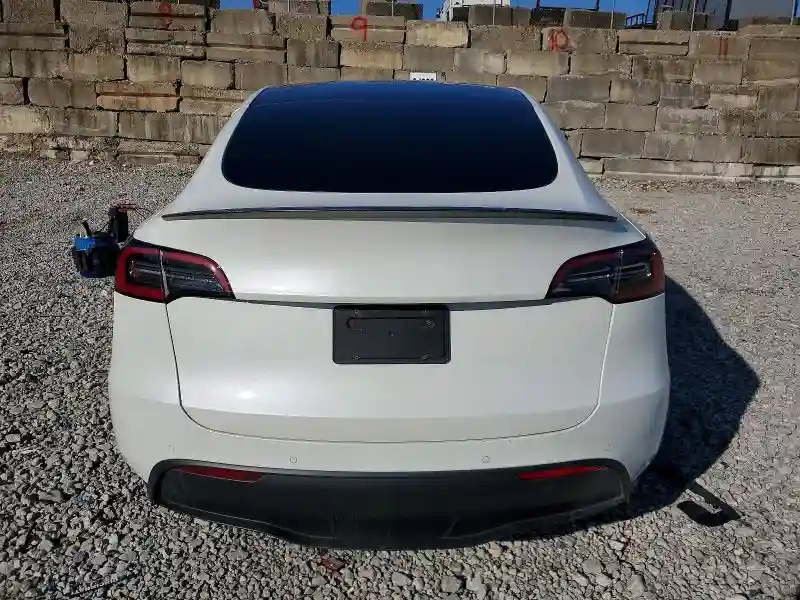 7SAYGDEF8NF397665 2022 TESLA MODEL Y-5