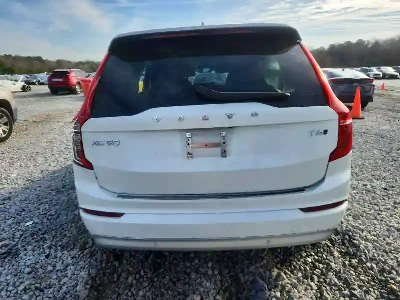 YV4A22PK0N1784664 2022 VOLVO XC90-5