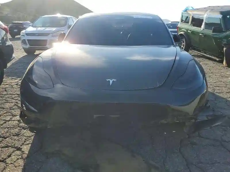 5YJ3E1EA0NF299228 2022 TESLA MODEL 3-4