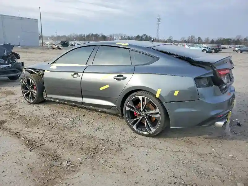 WAUB4CF59NA011904 2022 AUDI S5/RS5-1
