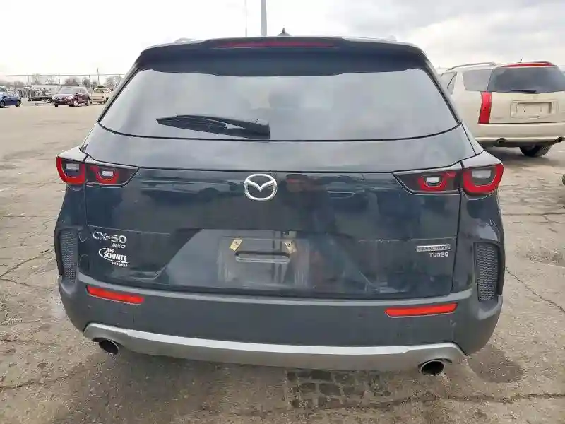 7MMVABEYXPN137134 2023 MAZDA CX-50-5