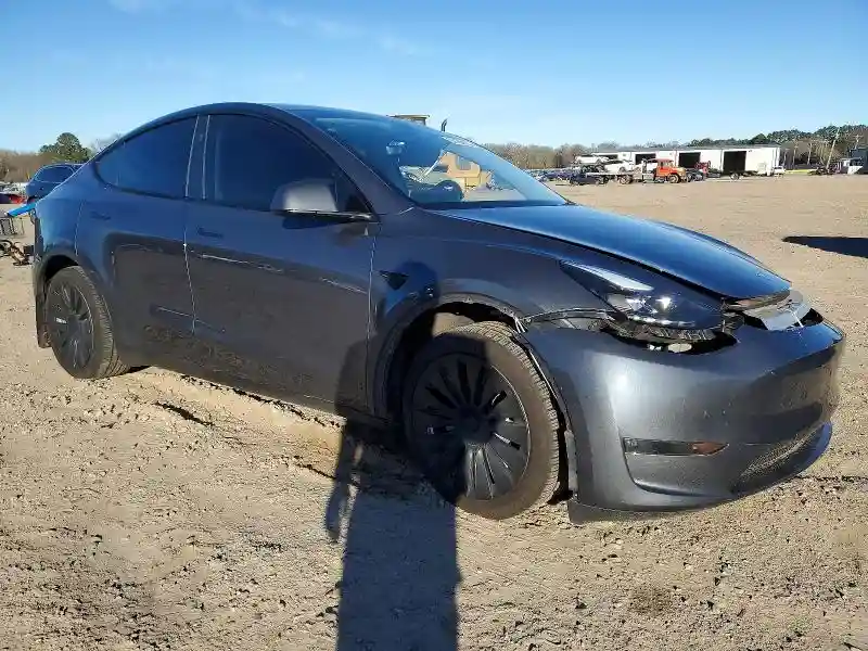 7SAYGDEE9PA201238 2023 TESLA MODEL Y-3