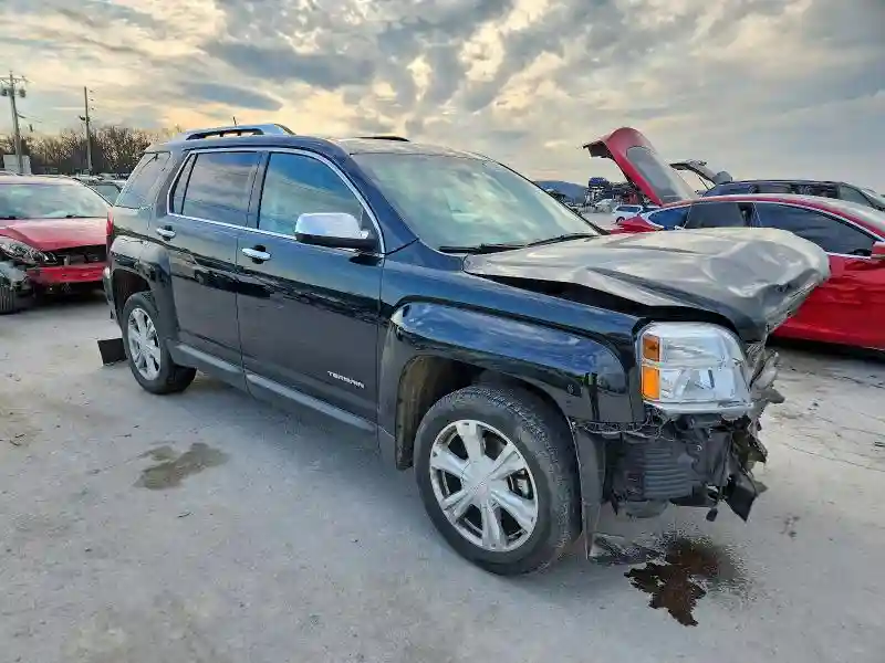 2GKFLPE33H6303097 2017 GMC TERRAIN-3