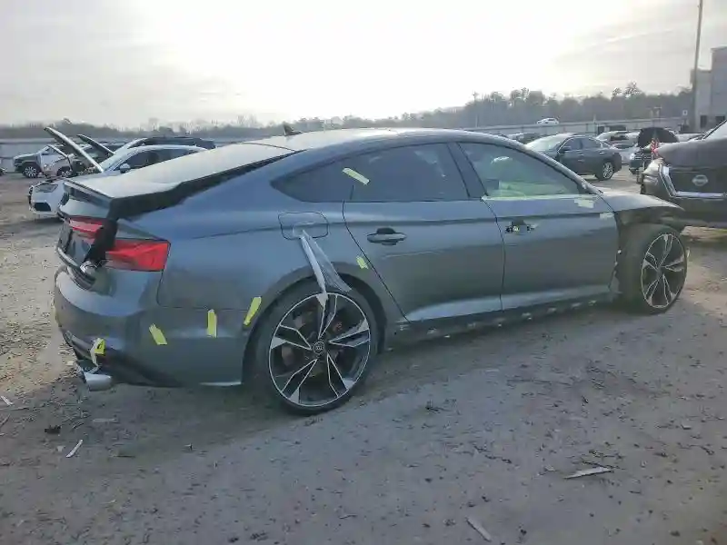 WAUB4CF59NA011904 2022 AUDI S5/RS5-2