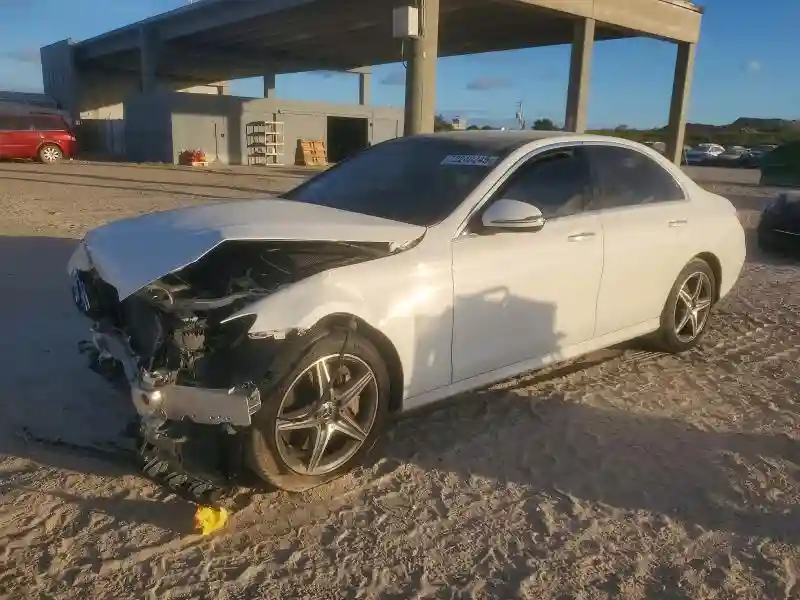 WDDZF4KB9JA375236 2018 MERCEDES-BENZ E-CLASS-0