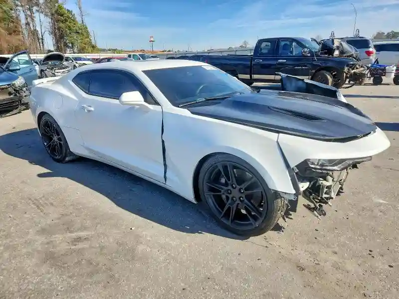 1G1FH1R75J0100534 2018 CHEVROLET CAMARO-3