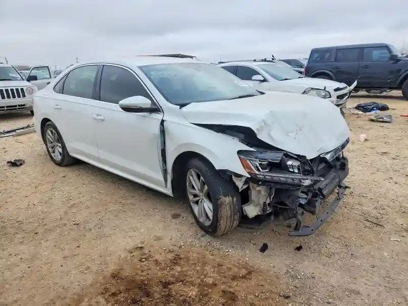 1VWSA7A38LC012209 2020 VOLKSWAGEN PASSAT-3