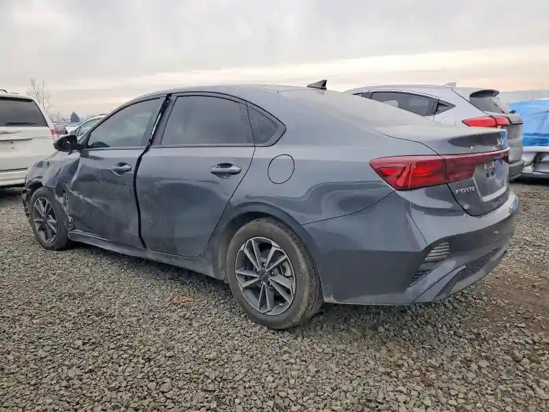 3KPF24AD9RE735321 2024 KIA FORTE-1