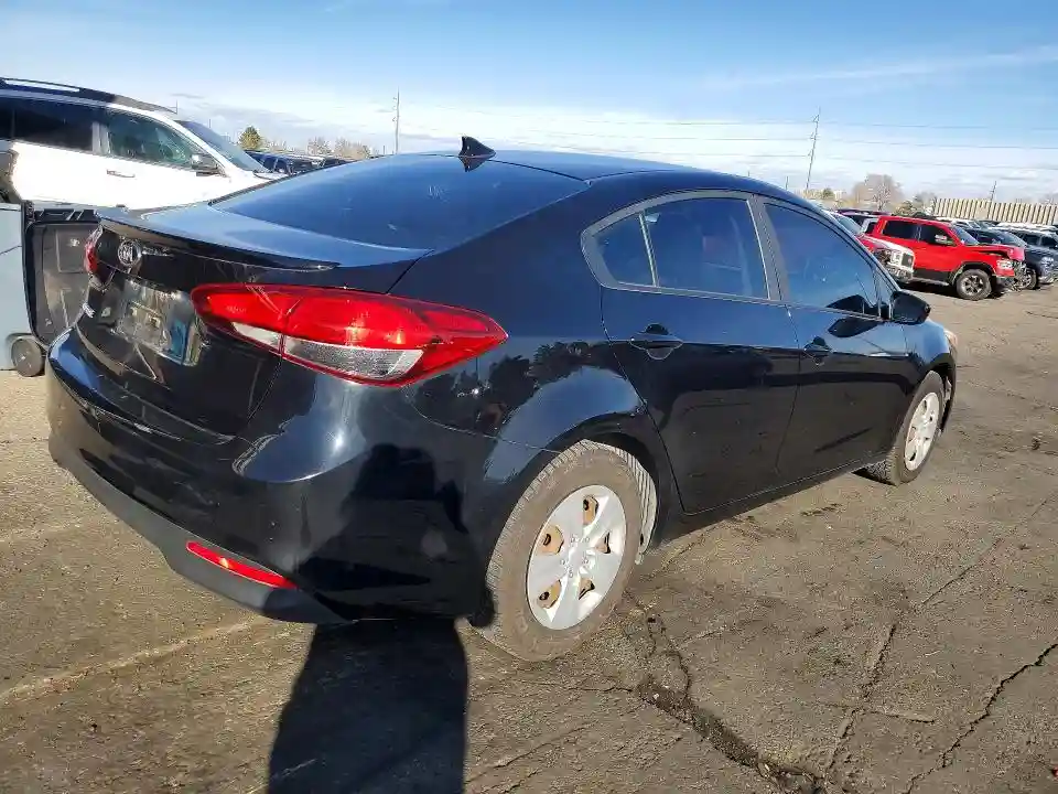 3KPFL4A72HE041544 2017 KIA FORTE-2