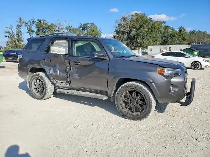 JTEBU5JR1G5376920 2016 TOYOTA 4RUNNER-3