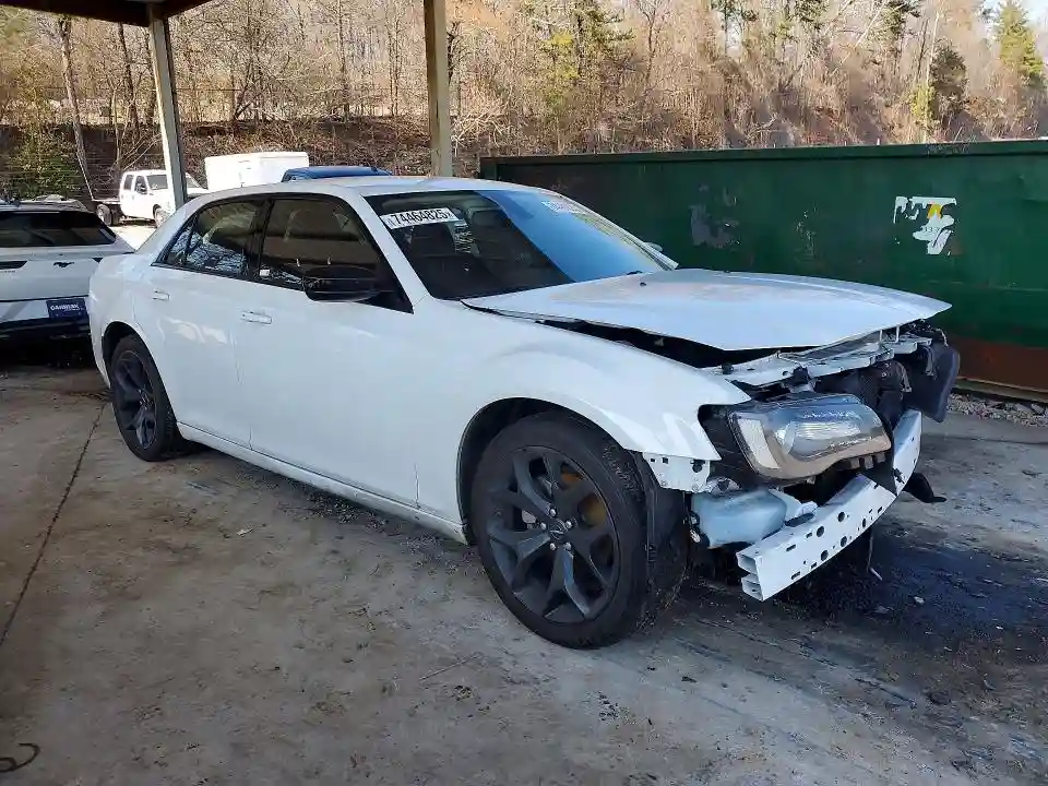 2C3CCAAG4NH236745 2022 CHRYSLER 300-3