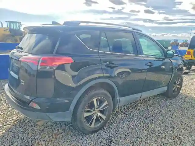 2T3RFREV9JW716570 2018 TOYOTA RAV4-2