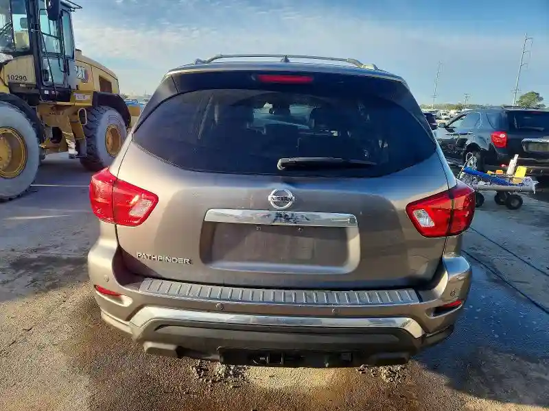 5N1DR2MN6HC908080 2017 NISSAN PATHFINDER-5