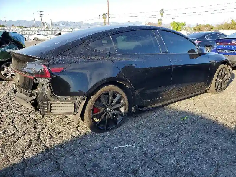 5YJ3E1EA0NF299228 2022 TESLA MODEL 3-2
