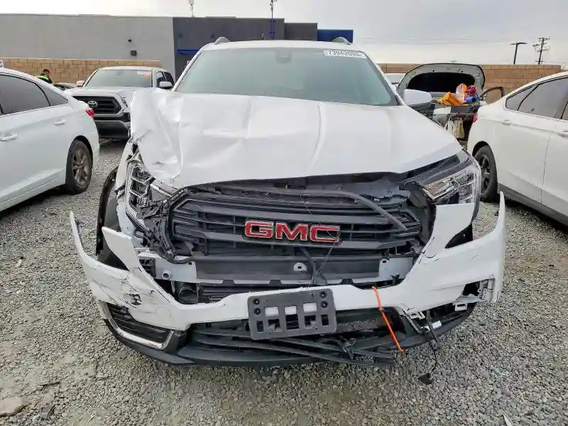 3GKALMEV1NL165934 2022 GMC TERRAIN-4