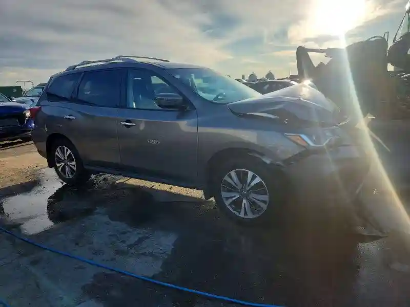 5N1DR2MN6HC908080 2017 NISSAN PATHFINDER-3