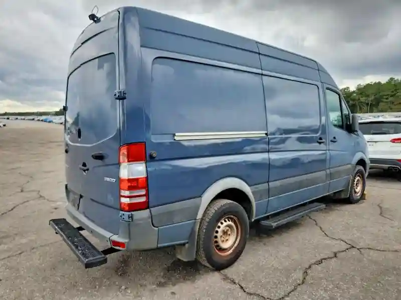 WD3PE7CD6JP635573 2018 MERCEDES-BENZ SPRINTER-2