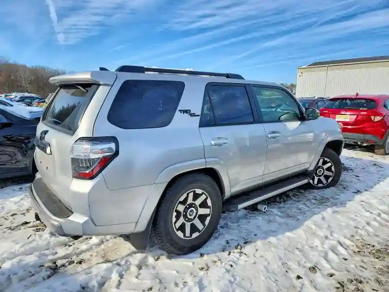 JTERU5JR5N5984614 2022 TOYOTA 4RUNNER-2