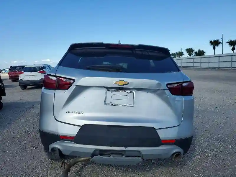 3GNKBBRA8MS576113 2021 CHEVROLET BLAZER-5