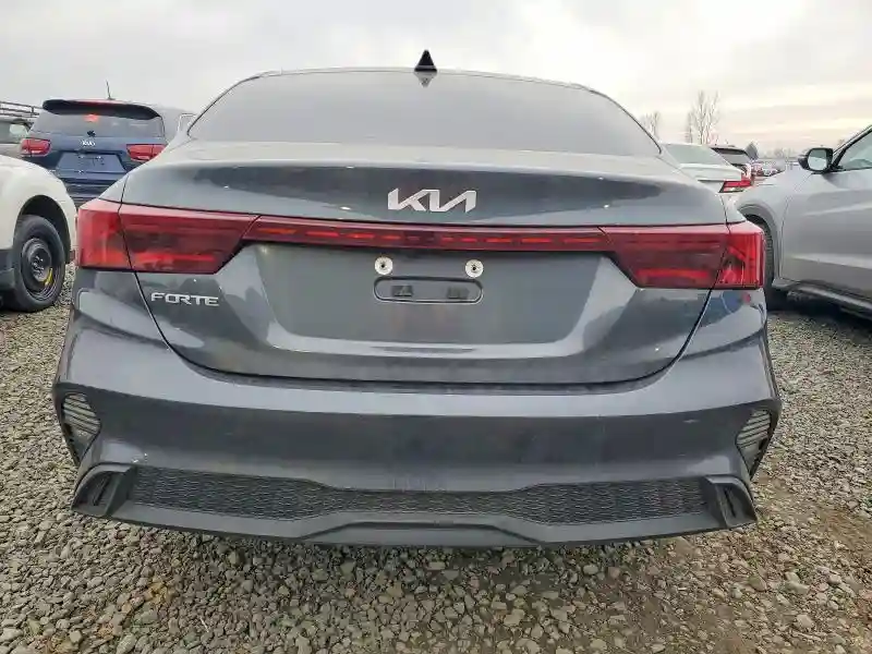 3KPF24AD9RE735321 2024 KIA FORTE-5
