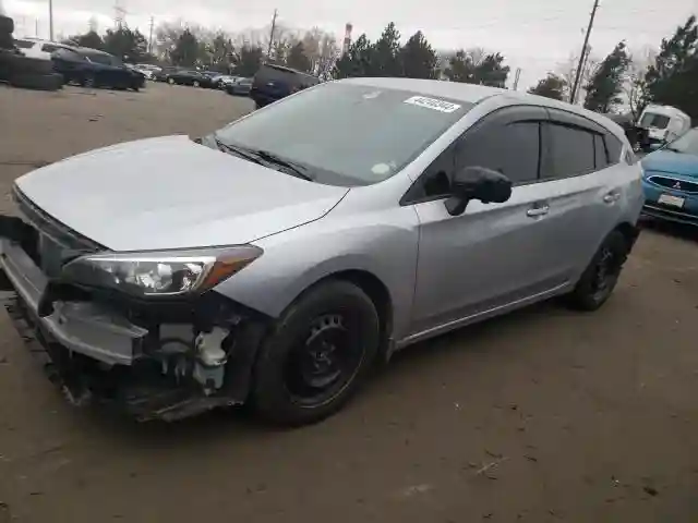 4S3GTAA62J3719913 2018 SUBARU IMPREZA-0