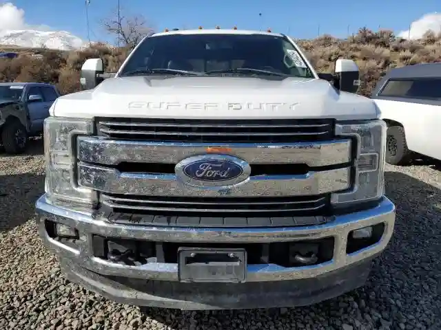 1FT8W3BT4HEB29187 2017 FORD F350-4