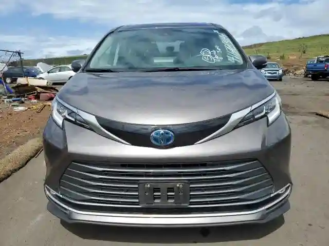 5TDZRKEC6MS032353 2021 TOYOTA SIENNA-4