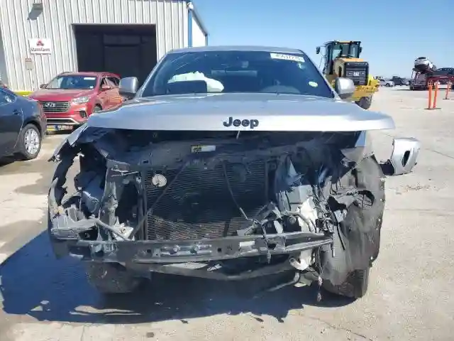 1C4RJEAG7KC710673 2019 JEEP GRAND CHEROKEE-4