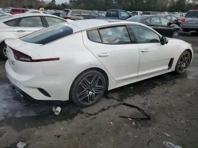 KNAE55LC8N6108281 2022 KIA STINGER-2