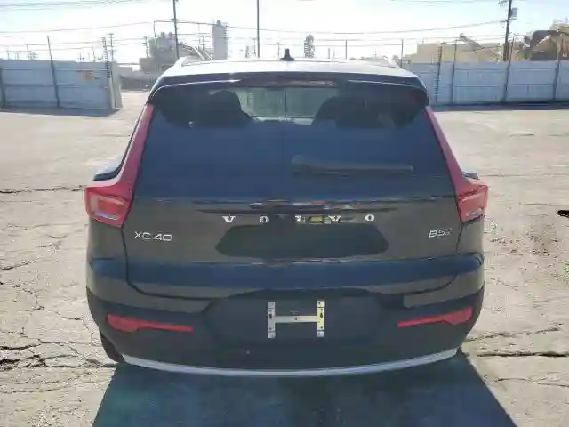 YV4L12UE0R2215081 2024 VOLVO XC40 PLUS-5