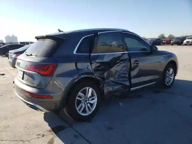 WA1GAAFYXR2065433 2024 AUDI Q5-2