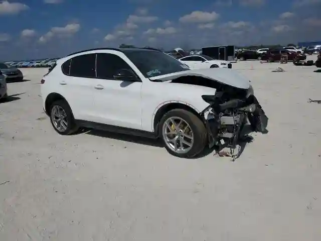 ZASPAKBN4K7C50293 2019 ALFA ROMEO STELVIO-3