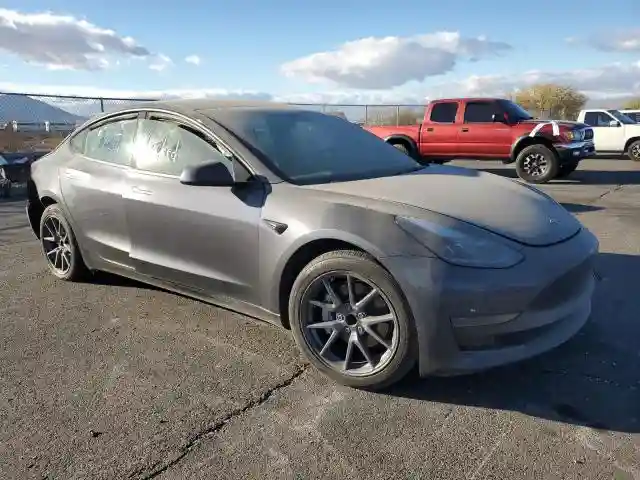5YJ3E1EA8PF545672 2023 TESLA MODEL 3-3